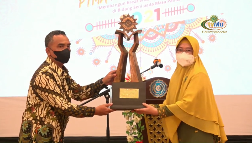 rektor 4
