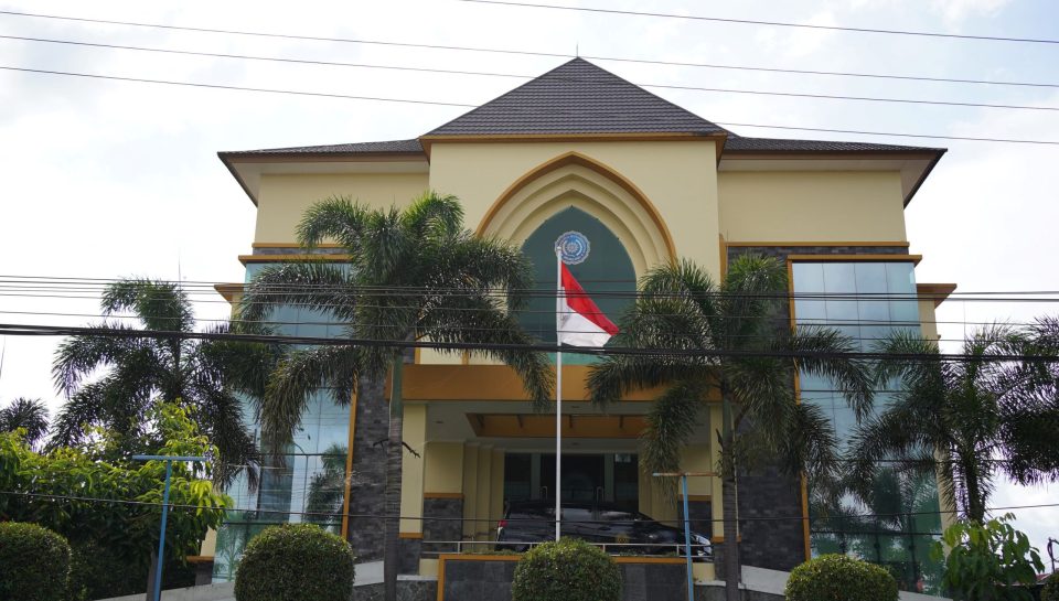 rektorat UNIMMA