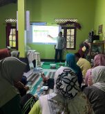 Zulfikar UNIMMA memaparkan materi