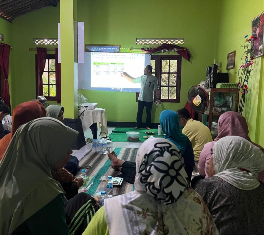 Zulfikar UNIMMA memaparkan materi